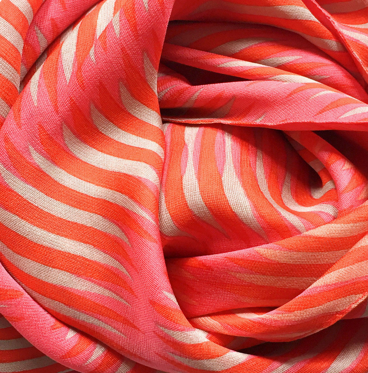 Tiger Finn Red